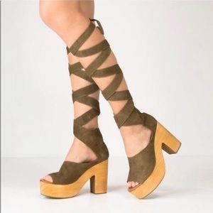 Free People Platform Heels/Shoes Touch the Sky Wrap Sandals Taupe. USA 8.5. NWT.